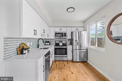 40 Sugarland Square Court, Sterling, VA 20164 - Photo 6