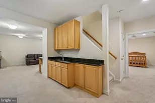 25765 Howerton Dr, Chantilly, VA 20152 - Photo 32