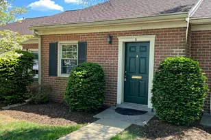 823 S King St, Leesburg, VA 20175 - Photo 1