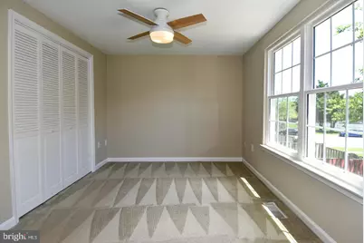 27 Marian Court, Sterling, VA 20165 - Photo 14