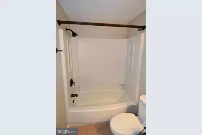 27 Marian Court, Sterling, VA 20165 - Photo 18