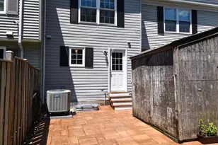 27 Marian Ct, Sterling, VA 20165 - Photo 32