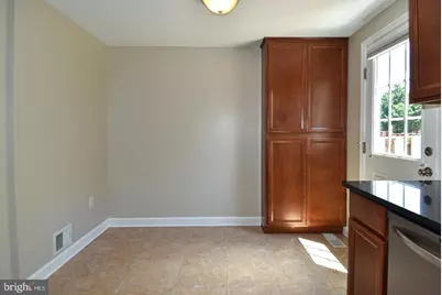 27 Marian Court, Sterling, VA 20165 - Photo 12