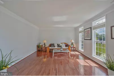 43820 Churchill Glen Drive, Chantilly, VA 20152 - Photo 10