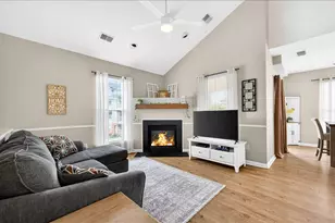 25280 Lake Shore Square, Chantilly, VA 20152 - Photo 8