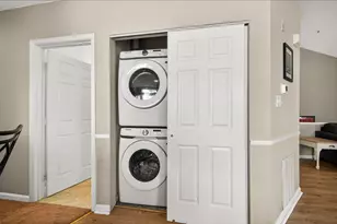 25280 Lake Shore Square, Chantilly, VA 20152 - Photo 24