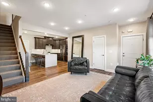 44784 Tiverton Sq, Ashburn, VA 20147 - Photo 4