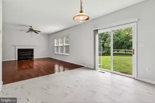 25825 Spring Farm Cir, Chantilly, VA 20152 - Photo 30