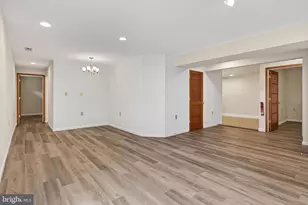 25825 Spring Farm Cir, Chantilly, VA 20152 - Photo 58
