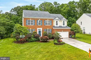 25825 Spring Farm Cir, Chantilly, VA 20152 - Photo 16