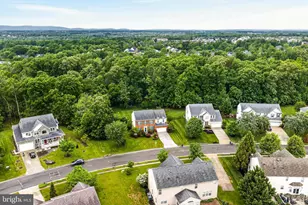 25825 Spring Farm Cir, Chantilly, VA 20152 - Photo 10
