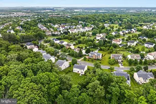 25825 Spring Farm Cir, Chantilly, VA 20152 - Photo 80