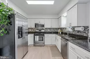 627 Warrenton Terrace NE, Leesburg, VA 20176 - Photo 10