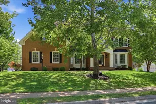 42937 Brookridge Ct, Leesburg, VA 20176 - Photo 2
