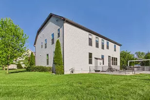 42106 Barrymoore Pl, Chantilly, VA 20152 - Photo 4