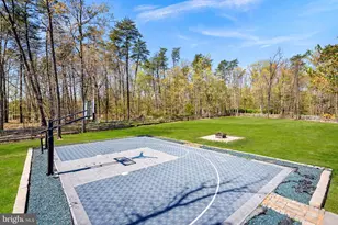 21247 Smokehouse Ct, Ashburn, VA 20147 - Photo 46