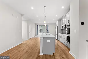 1145 Madeira Terrace SE, Leesburg, VA 20175 - Photo 12