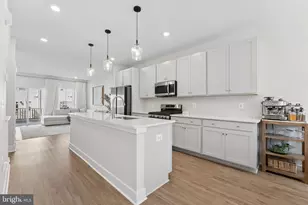 22906 Tawny Pine, Ashburn, VA 20148 - Photo 8