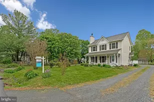 3 New Cut Rd, Round Hill, VA 20141 - Photo 2