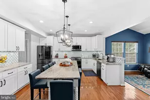 25478 Kinsale Pl, Aldie, VA 20105 - Photo 18