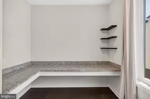 23685 Hopewell Manor Terrace, Ashburn, VA 20148 - Photo 8