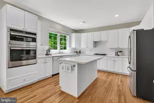 309 Ayrlee Ave NW, Leesburg, VA 20176 - Photo 2
