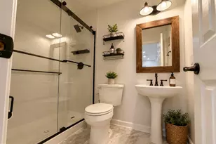 45010 University Dr, Ashburn, VA 20147 - Photo 22