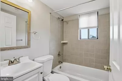 125-P Clubhouse Drive SW #10, Leesburg, VA 20175 - Photo 14