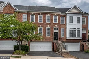 24635 Kings Canyon Square, Aldie, VA 20105 - Photo 2