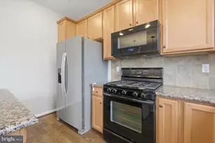 42770 Hay Rd, Ashburn, VA 20147 - Photo 18