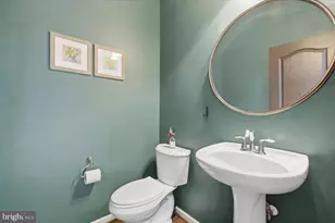 42770 Hay Rd, Ashburn, VA 20147 - Photo 24