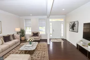 24446 Carolina Rose Cir, Aldie, VA 20105 - Photo 6