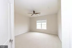 24446 Carolina Rose Cir, Aldie, VA 20105 - Photo 18