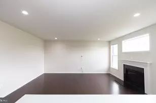 24446 Carolina Rose Cir, Aldie, VA 20105 - Photo 12