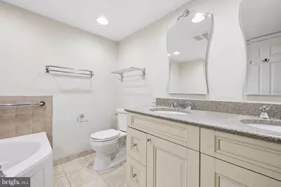 19385 Cypress Ridge Terrace #317, Leesburg, VA 20176 - Photo 14