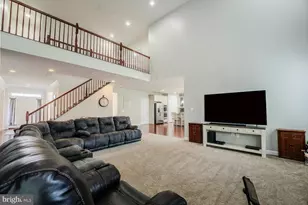 14963 Creek Point Ct, Hillsboro, VA 20132 - Photo 10