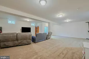 14963 Creek Point Ct, Hillsboro, VA 20132 - Photo 32