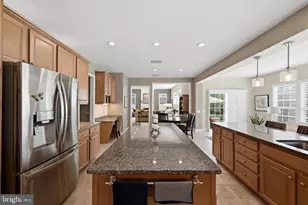 21164 Laurel Springs Dr, Leesburg, VA 20175 - Photo 24