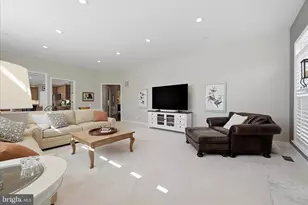 21164 Laurel Springs Dr, Leesburg, VA 20175 - Photo 32