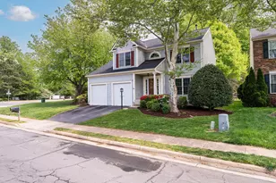 20600 Parkside Cir, Sterling, VA 20165 - Photo 4