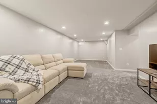 20600 Parkside Cir, Sterling, VA 20165 - Photo 40