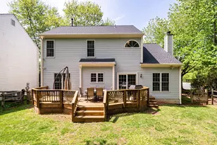 20600 Parkside Cir, Sterling, VA 20165 - Photo 6