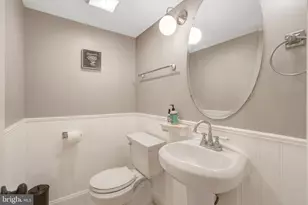 25484 Heathfield Cir, Chantilly, VA 20152 - Photo 50