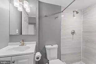 114 Birch St NE, Leesburg, VA 20176 - Photo 32