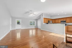 114 Birch St NE, Leesburg, VA 20176 - Photo 10