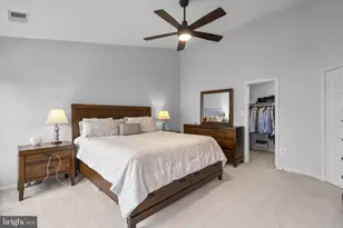 20695 Riptide Square, Sterling, VA 20165 - Photo 16