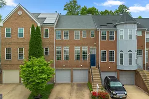 20695 Riptide Square, Sterling, VA 20165 - Photo 2