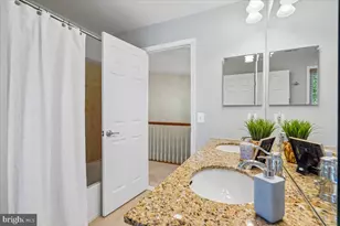 41305 Windybush Dr, Leesburg, VA 20175 - Photo 54