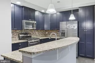 24686 Footed Ridge Terrace, Sterling, VA 20166 - Photo 2