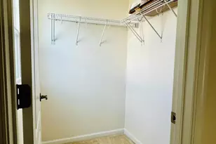 24823 Barrington Grove Ct, Aldie, VA 20105 - Photo 46